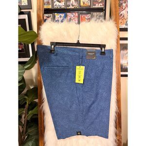 Roundtree & Yorke Straight Fit Performance Shorts Men’s Size 42 - 9” Inseam